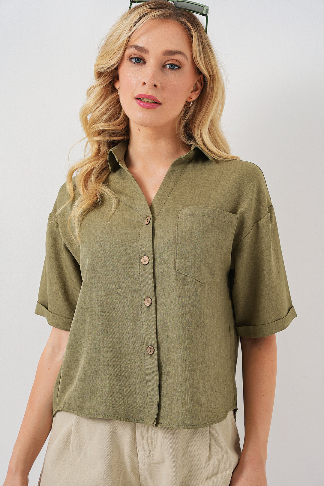 BGD Women Women's Linen-Look Crop Shirt 20339 - Chartreuse - Carmen