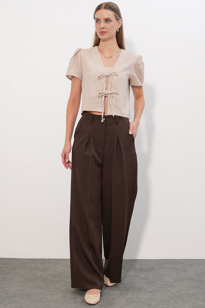BGD Women Kadın Kısa Kol Crop Bluz 958 - Bej - Birmingham