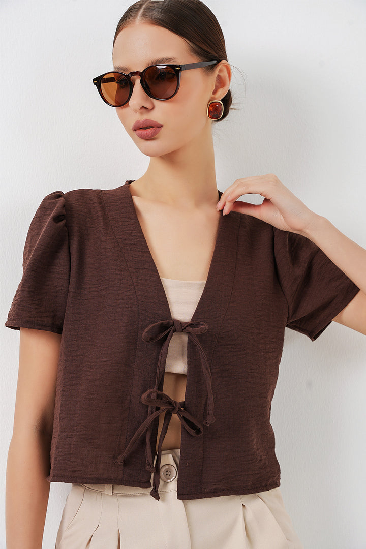 BGD Women Kadın Kısa Kol Crop Bluz 958 - Kahverengi - Citrus Heights