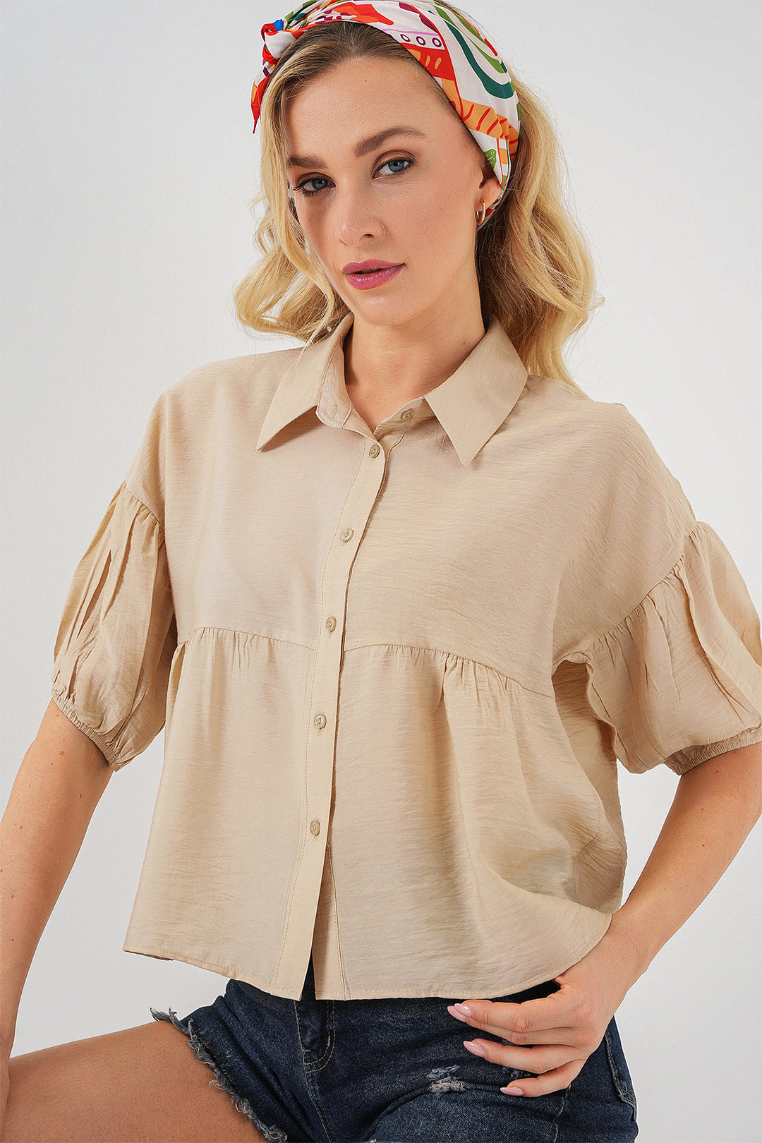 BGD Women Woman Short Sleeve Crop Top 20335 - Beige - Dorsten