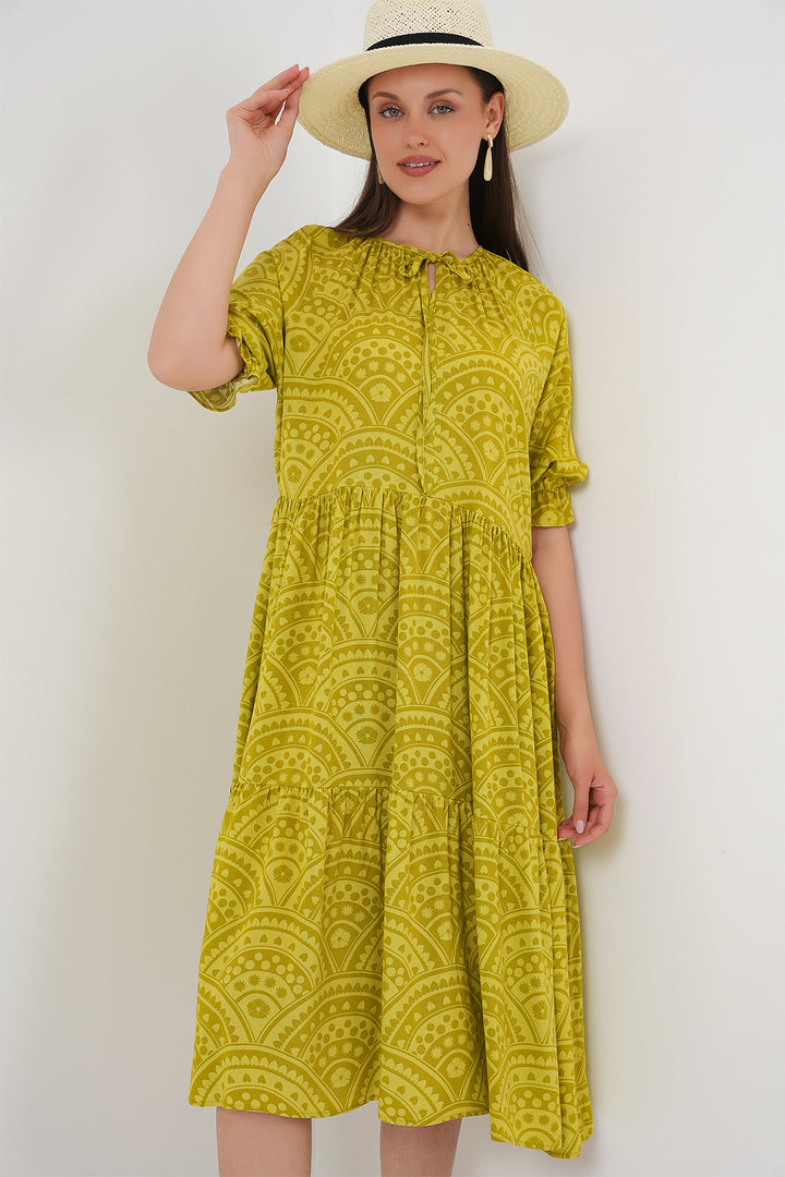 BGD Women Woman Short Sleeve Patterned Dress 2553 - Dark Green - Smithtown