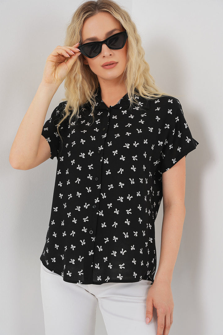 BGD Women Woman Short Sleeve Patterned Shirt 20310 - Black - Hasselt