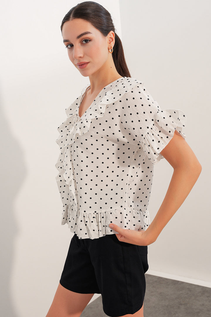 BGD Women Kadın Kısa Kol Fırfırlı Bluz 40032 - Beyaz - Évosmos
