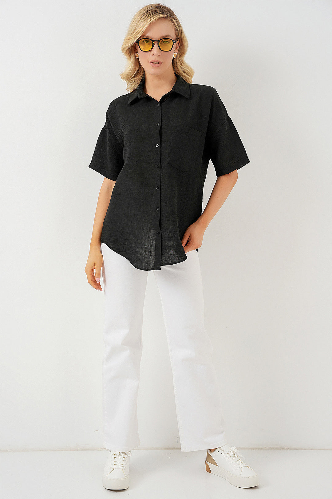 BGD Women Women's Short Sleeve Linen-Look Shirt 20336 - Black - Abington