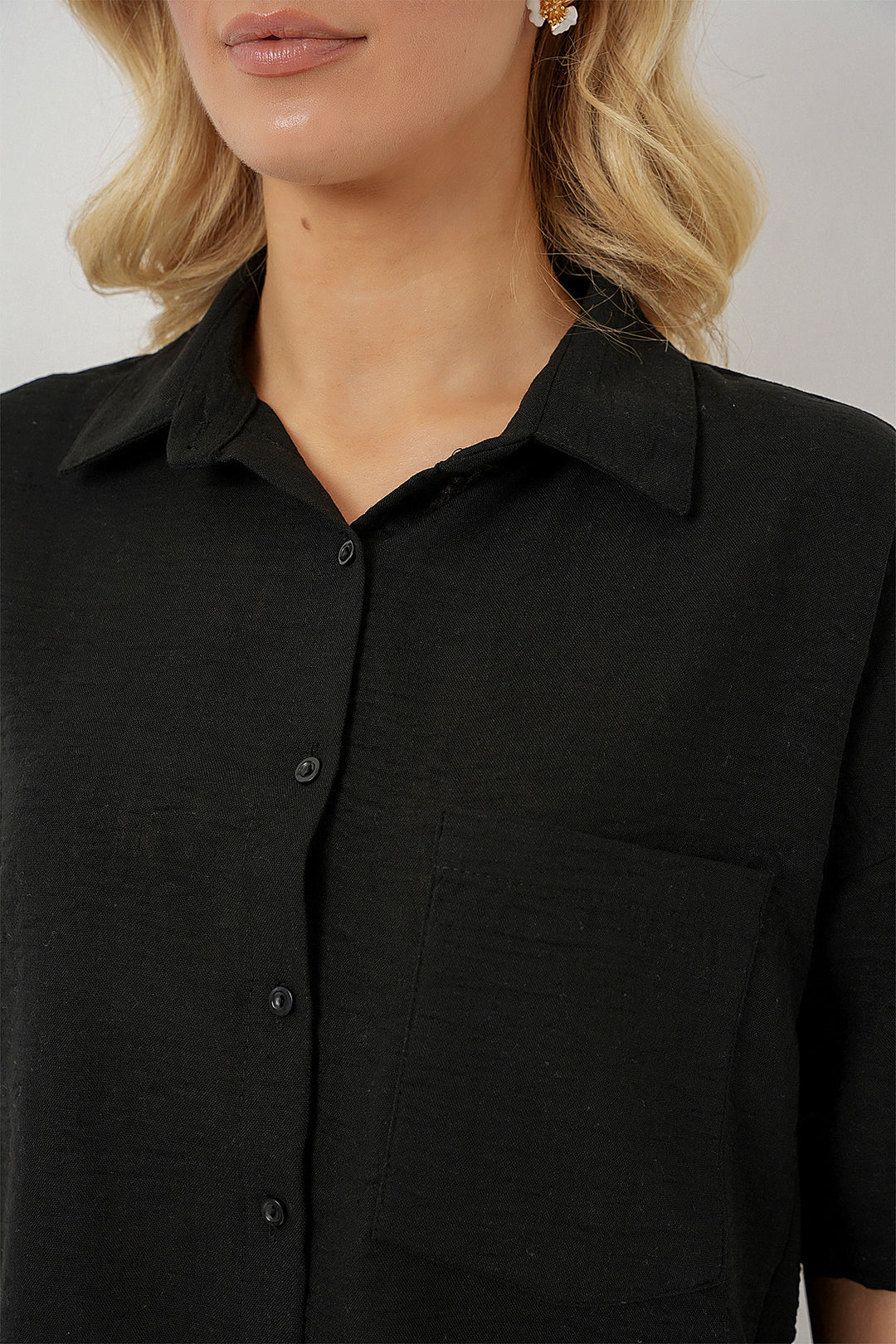BGD Women Women's Short Sleeve Linen-Look Shirt 20336 - Black - Abington