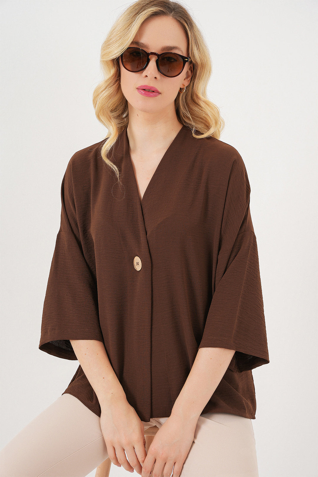 BGD Women Woman Short Sleeve Oversize Kimono 5969 - Brown - Ripollet