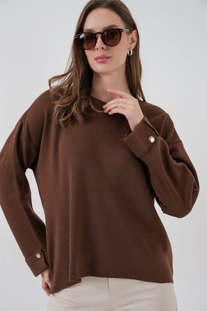 BGD Women Women's Oversized Sweater with Arm Button Detail 15981 - Brown - Kerpen