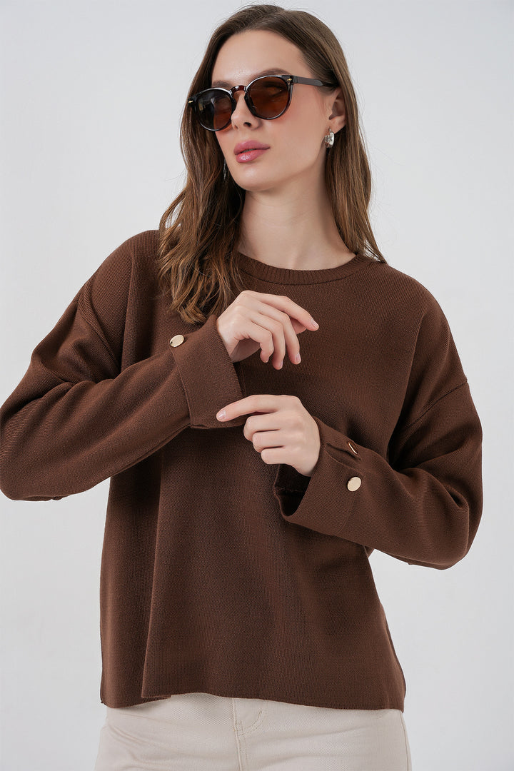 BGD Women Women's Oversized Sweater with Arm Button Detail 15981 - Brown - Kerpen