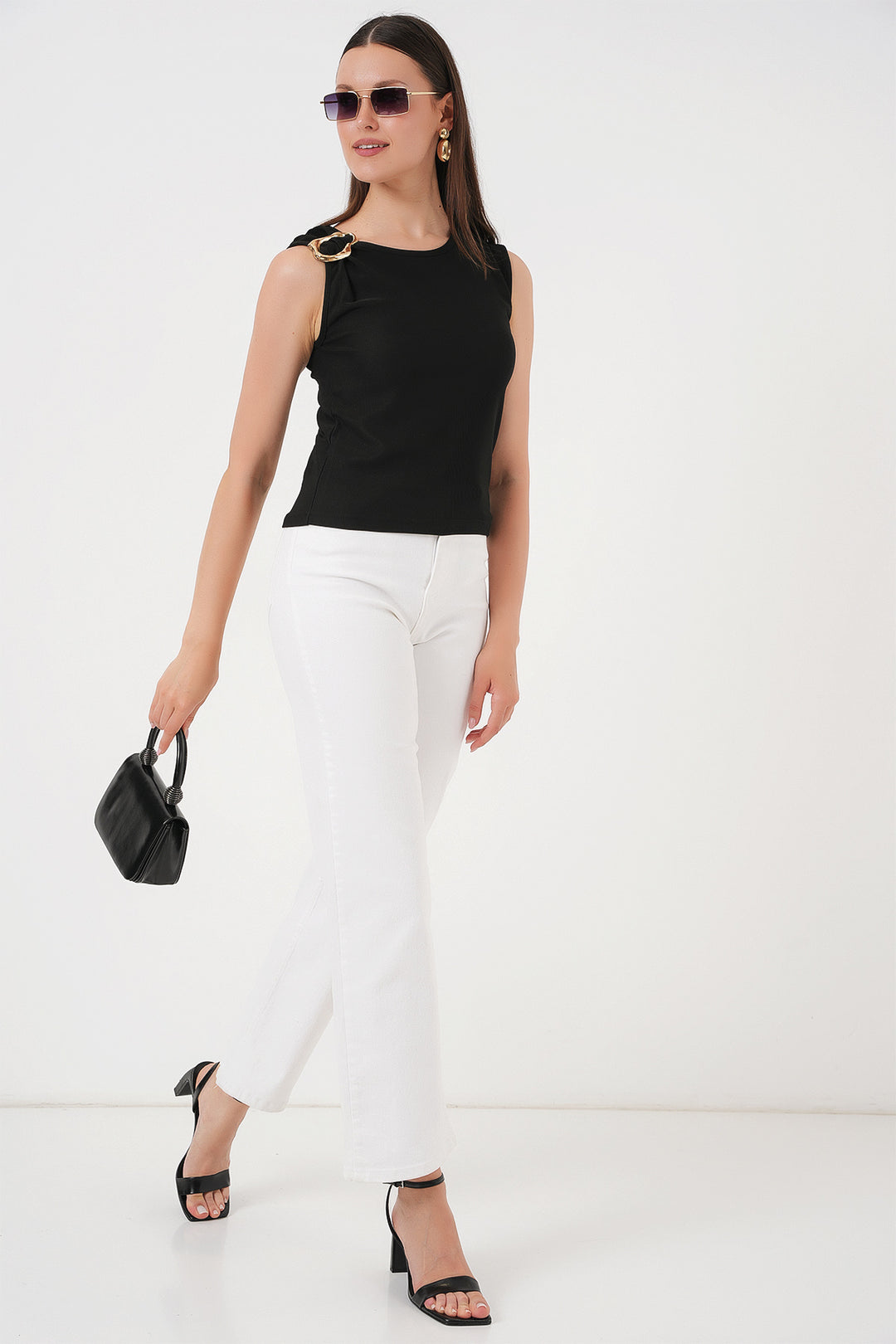 BGD Women Woman Sleeveless Basic Blouse 935 - Black - San Baudilio de Llobregat