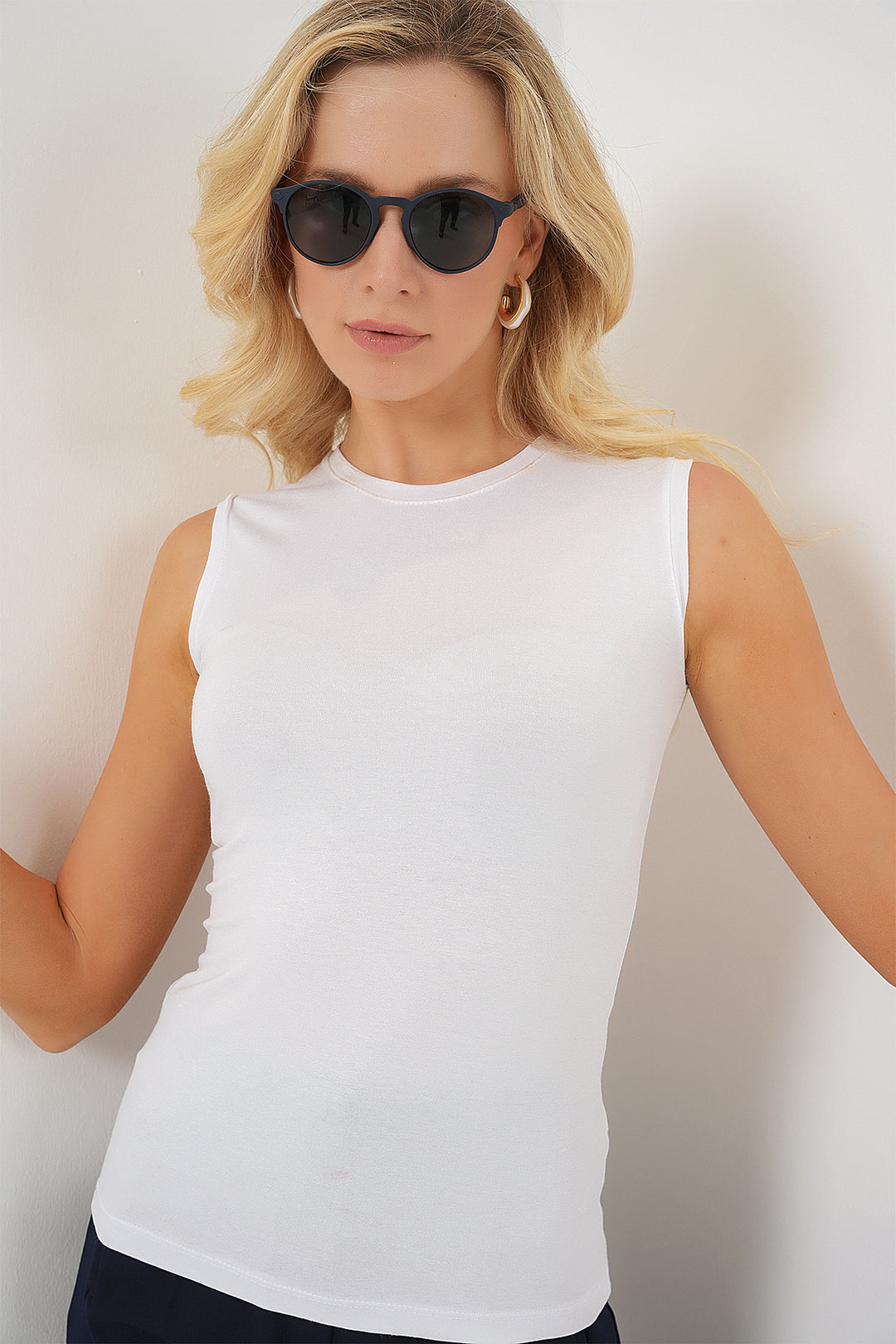 BGD Women Women's Sleeveless Bodysuit 4347 - White - Huntington Park