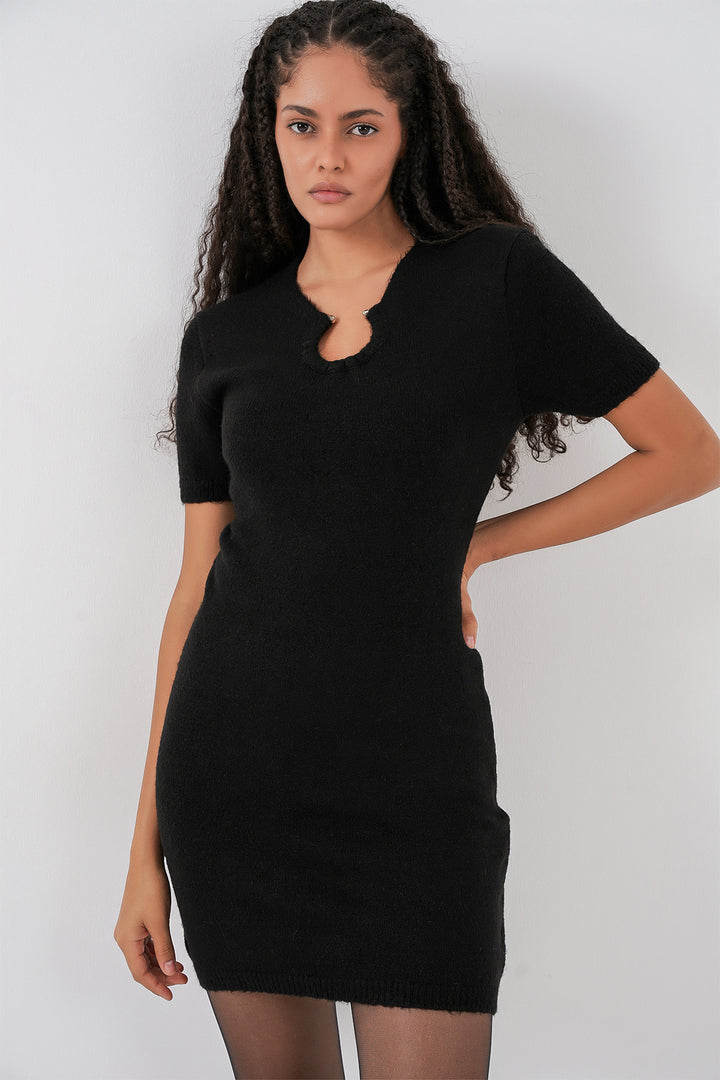 BGD Women Woman Necklace Detailed Knit Dress 15989 - Black - Milton
