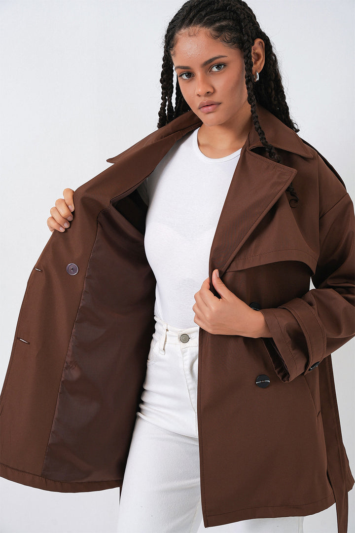BGD Women Kadın Kuşaklı Kısa Trençkot 5974 - Kahverengi - Spring Hill