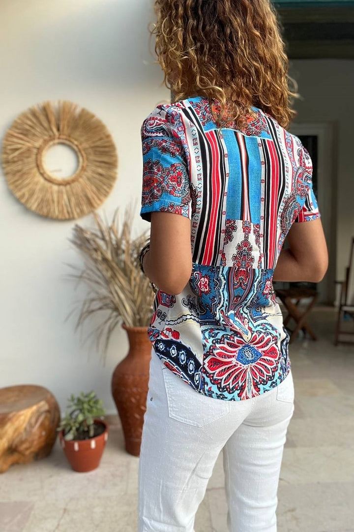 GNS Woman Purple V-Neck Buttoned Patterned Blouse BST700-H5030 - Guamúchil
