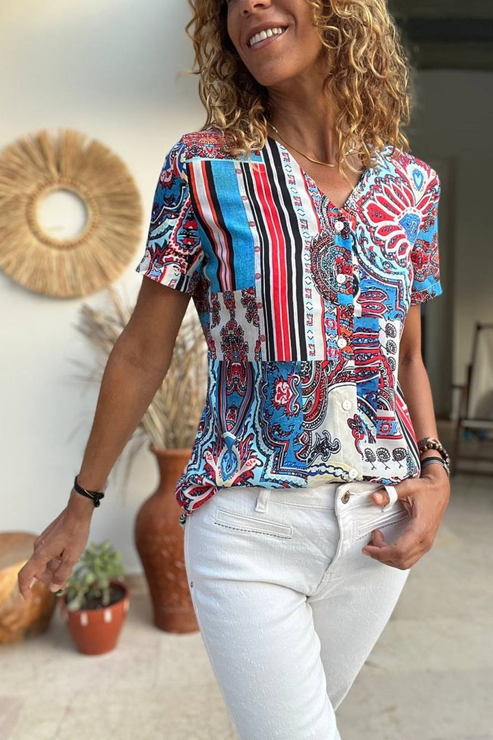 GNS Woman Purple V-Neck Buttoned Patterned Blouse BST700-H5030 - Guamúchil