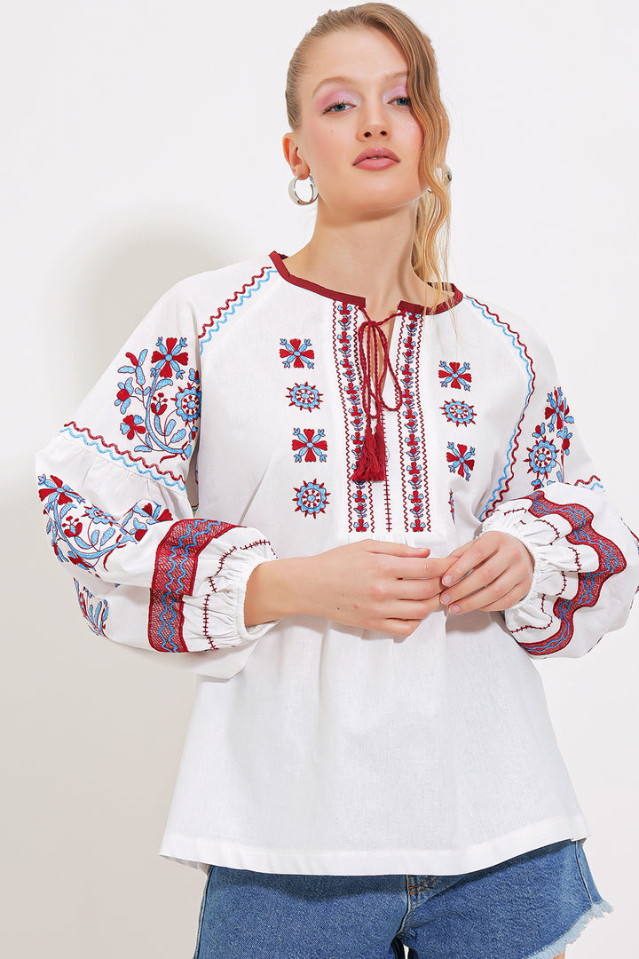 BGD Women Woman Bordeaux Ecru Embroidered Linen Blouse 902 - Avondale