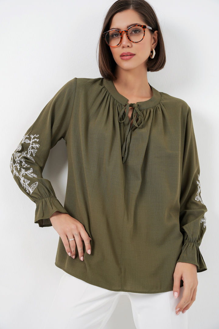 BGD Women Kadın Nakışlı Örme Bluz 941 - Haki - Louisville