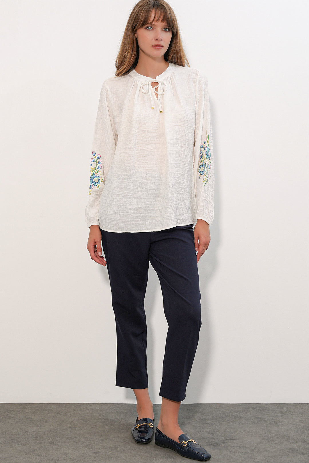 BGD Women Kadın Nakışlı Oversize Bluz 1000 - Beyaz - Delano
