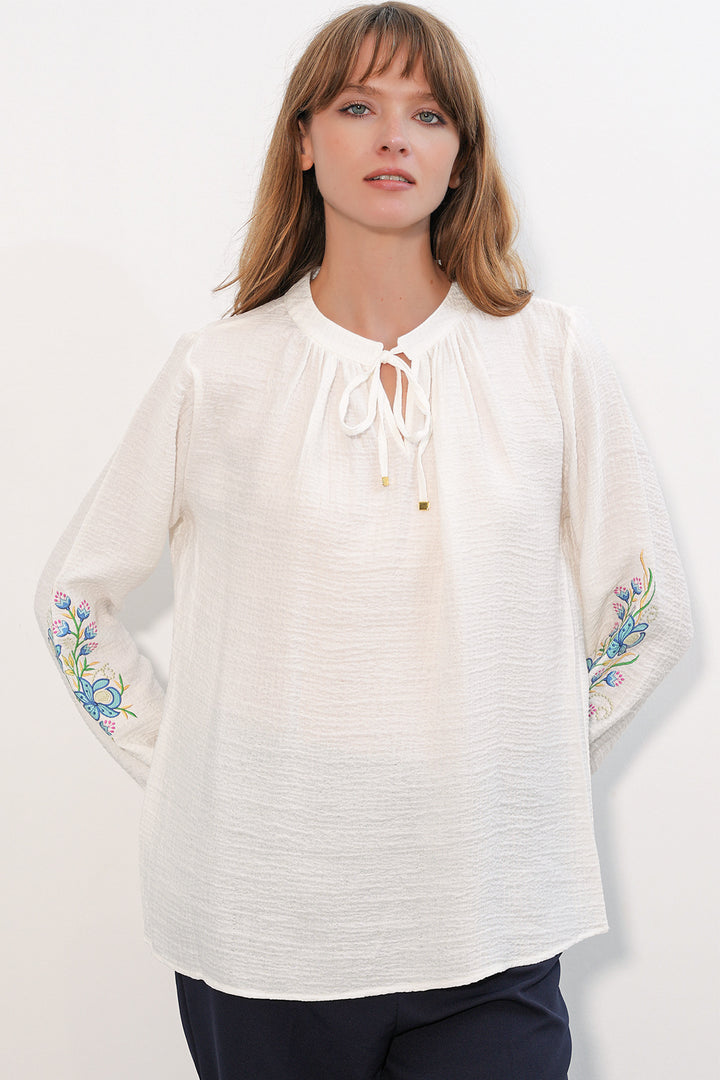 BGD Women Kadın Nakışlı Oversize Bluz 1000 - Beyaz - Delano