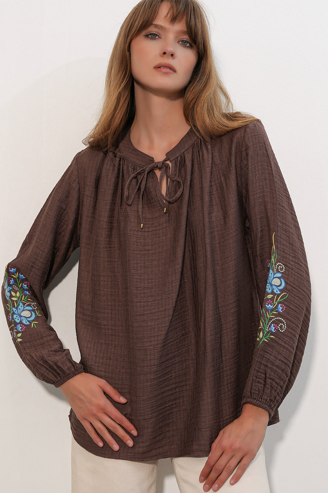 BGD Women Kadın Nakışlı Oversize Bluz 1000 - Kahverengi - Kamloops