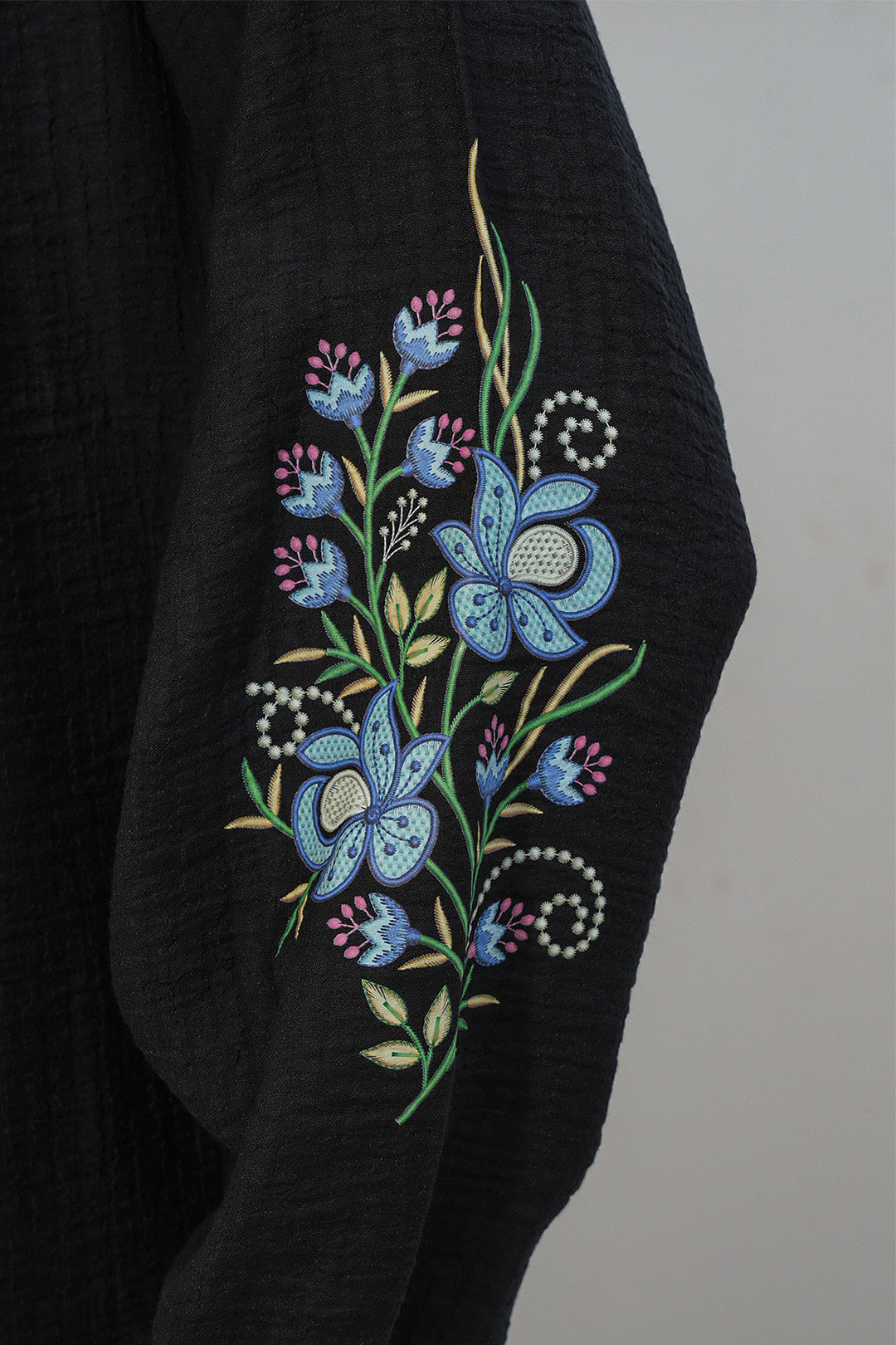 BGD Women Kadın Nakışlı Oversize Bluz 1000 - Siyah - Wallsend