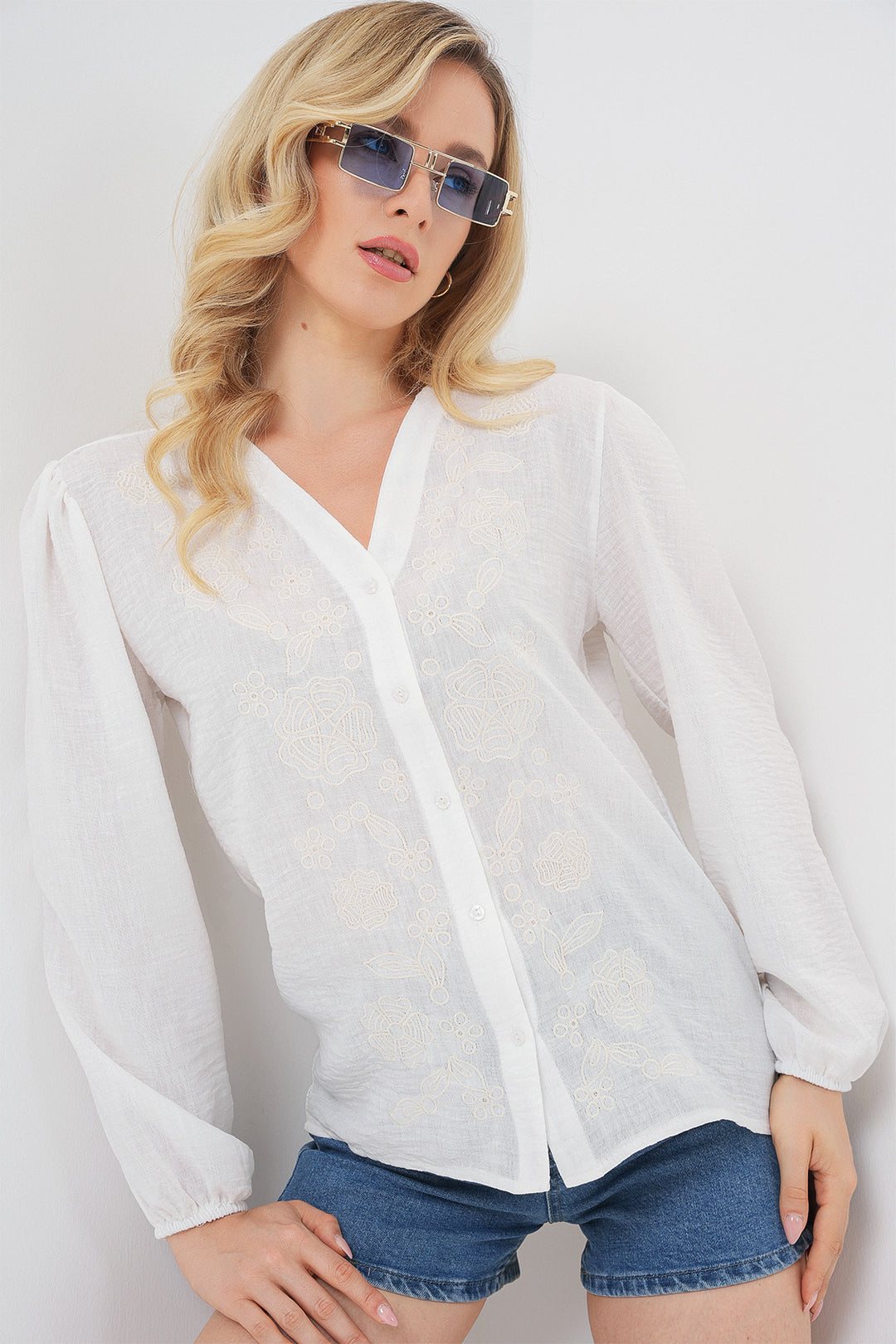 BGD Women Woman Embroidered Long Sleeve Blouse 963 - Cream - Matehuala