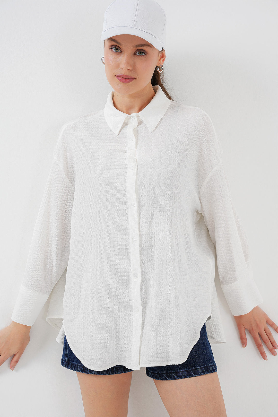BGD Women Woman Knitted Oversized Shirt 20264 - White - Ahlen