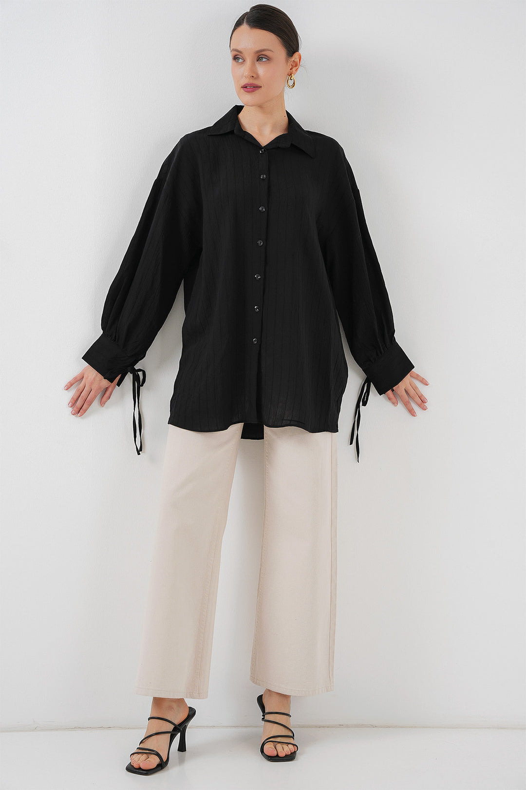 BGD Women Women's Oversized Lace-Up Shirt 5954 - Black - Guamúchil