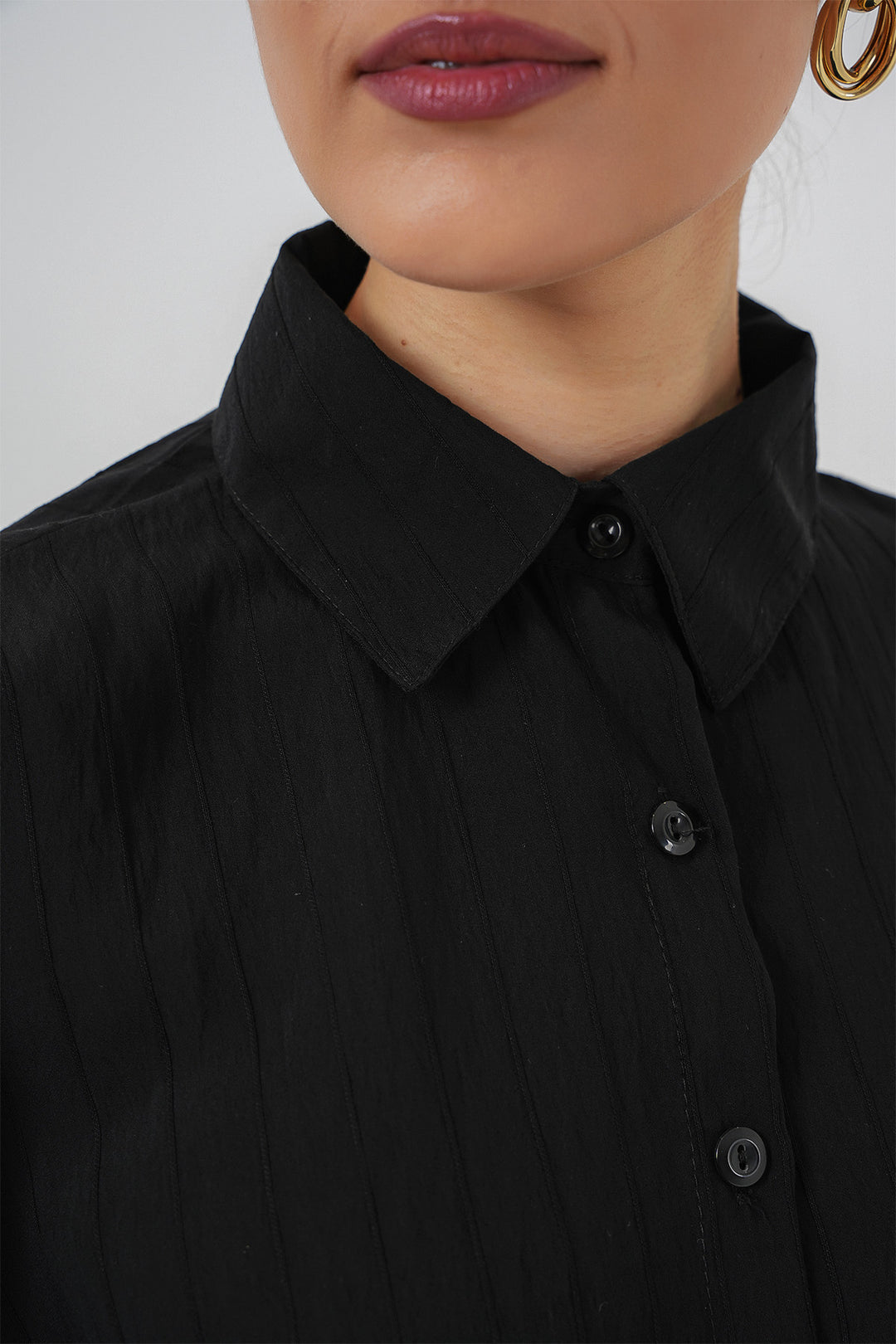 BGD Women Women's Oversized Lace-Up Shirt 5954 - Black - Guamúchil