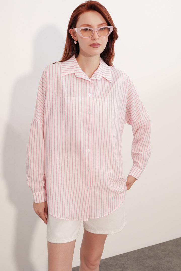 BGD Women Kadın Oversize Çizgili Gömlek 20412 - Pembe - Leander