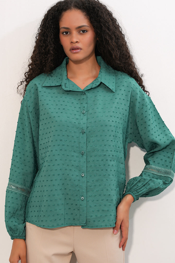 BGD Women Kadın Oversize Desenli Gömlek 20379 - Zümrüt Yeşili - McKinney