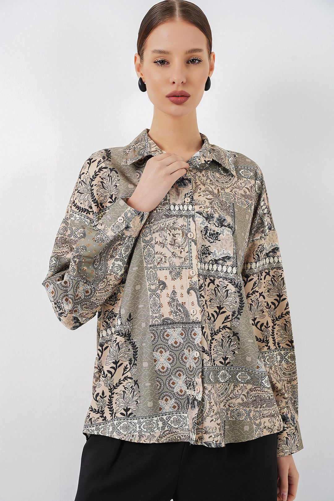 BGD Women Kadın Oversize Desenli Saten Gömlek 20365 - Çağla - Philadelphia