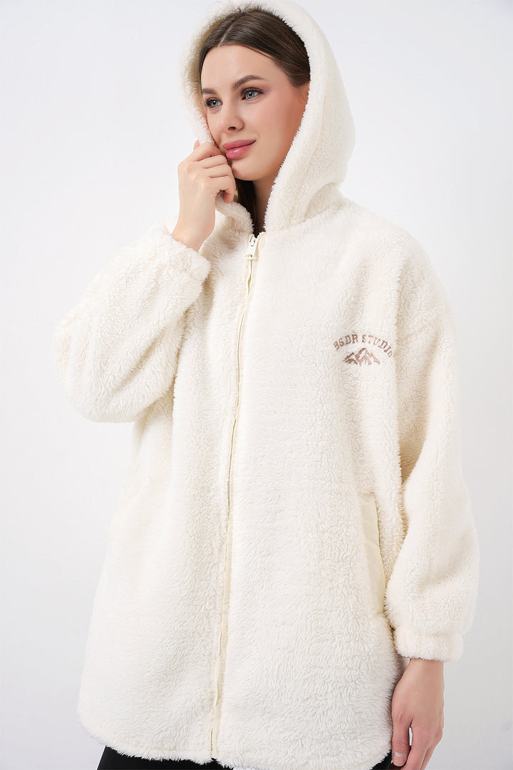 BGD Women Kadın Oversize Kapüşonlu Peluş Kaban 5207 - Ekru - Woodbridge