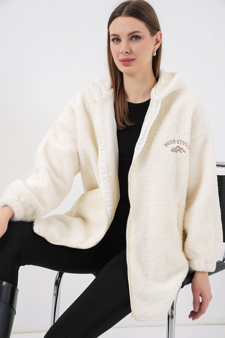 BGD Women Kadın Oversize Kapüşonlu Peluş Kaban 5207 - Ekru - Woodbridge