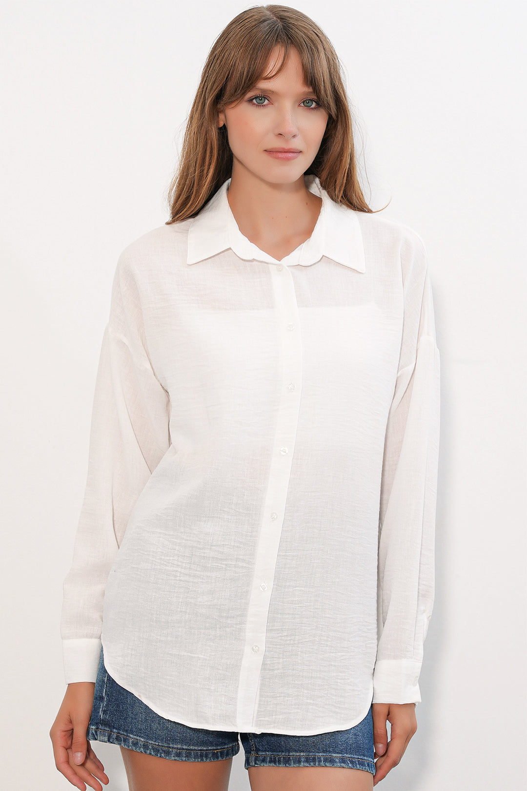 BGD Women Kadın Oversize Keten Gömlek 20338 - B.Beyaz - Comitán