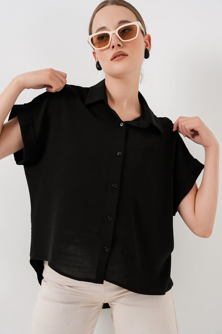 BGD Women Women's Oversize Short Sleeve Shirt 20322 - Black - Gouda