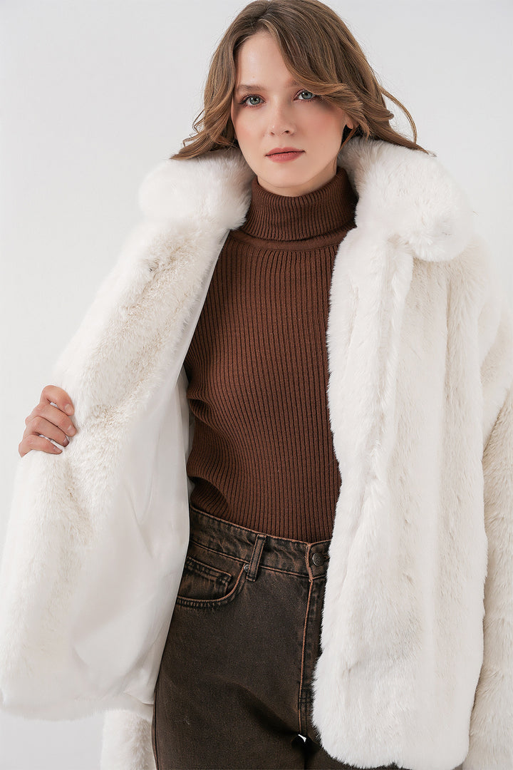 BGD Women Kadın Peluş Kürk Mont 5234 - Ekru - Agrigento