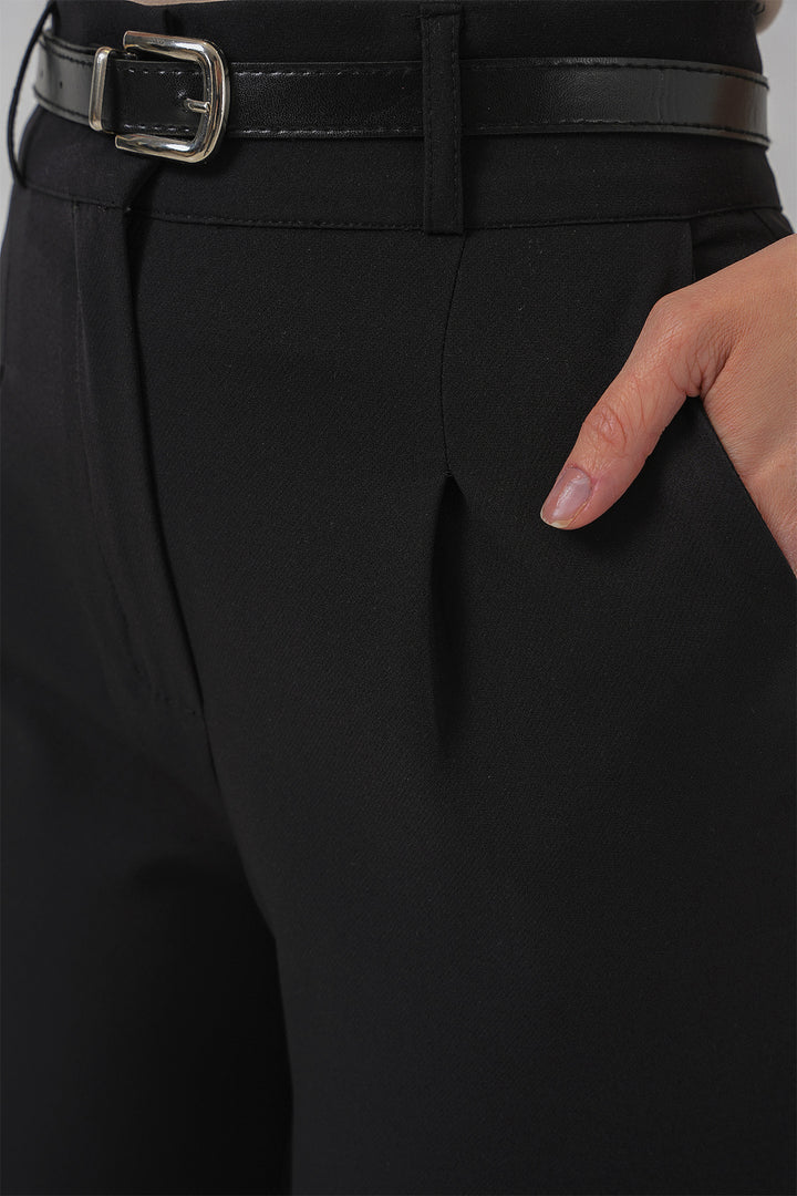 BGD Women Women's Pleated Belted Fabric Trousers 6725 - Black - Kateríni