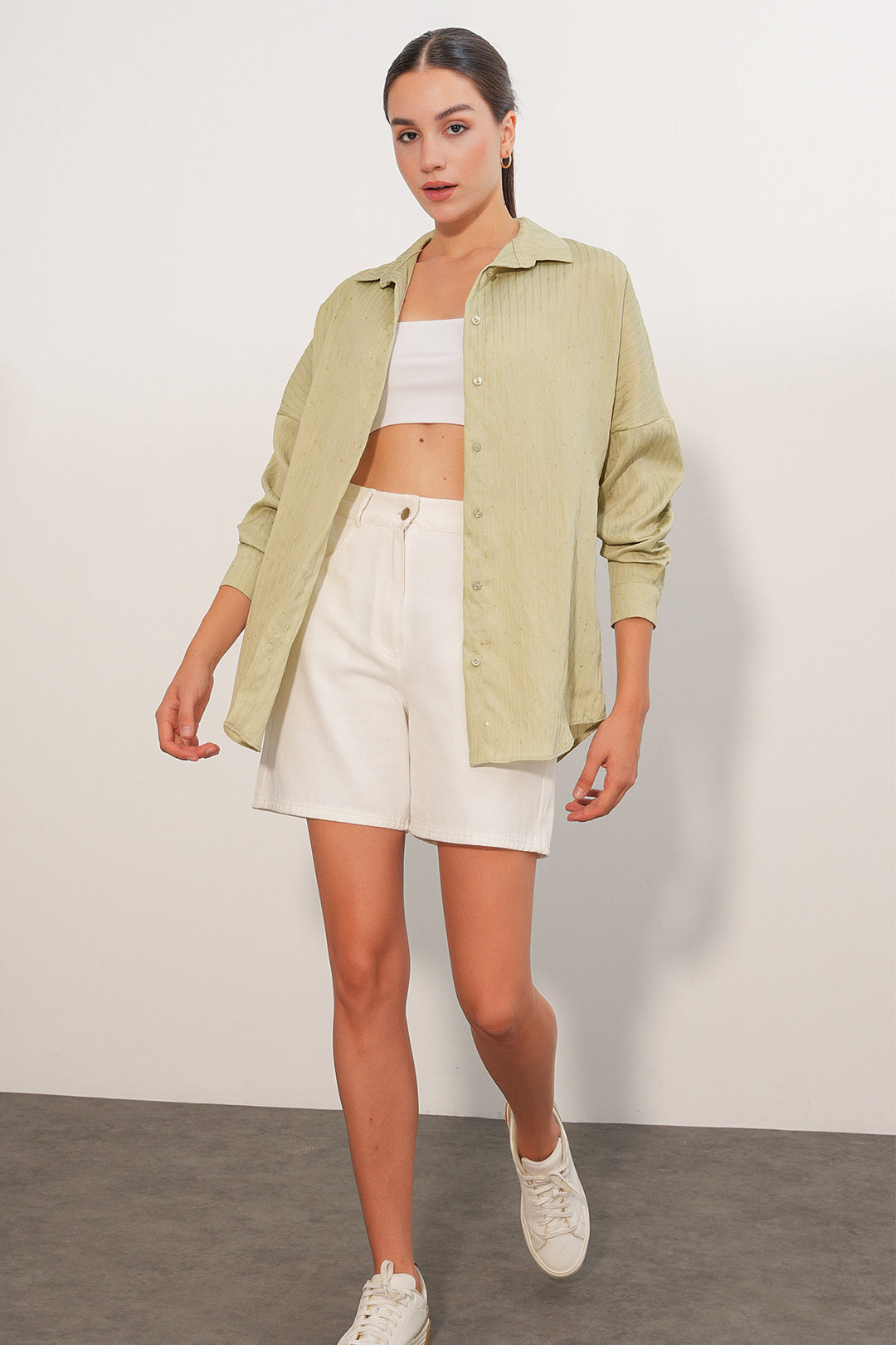 BGD Women Kadın Pul Detaylı Çizgili Oversize Gömlek 20411 - Çağla - Lisburn