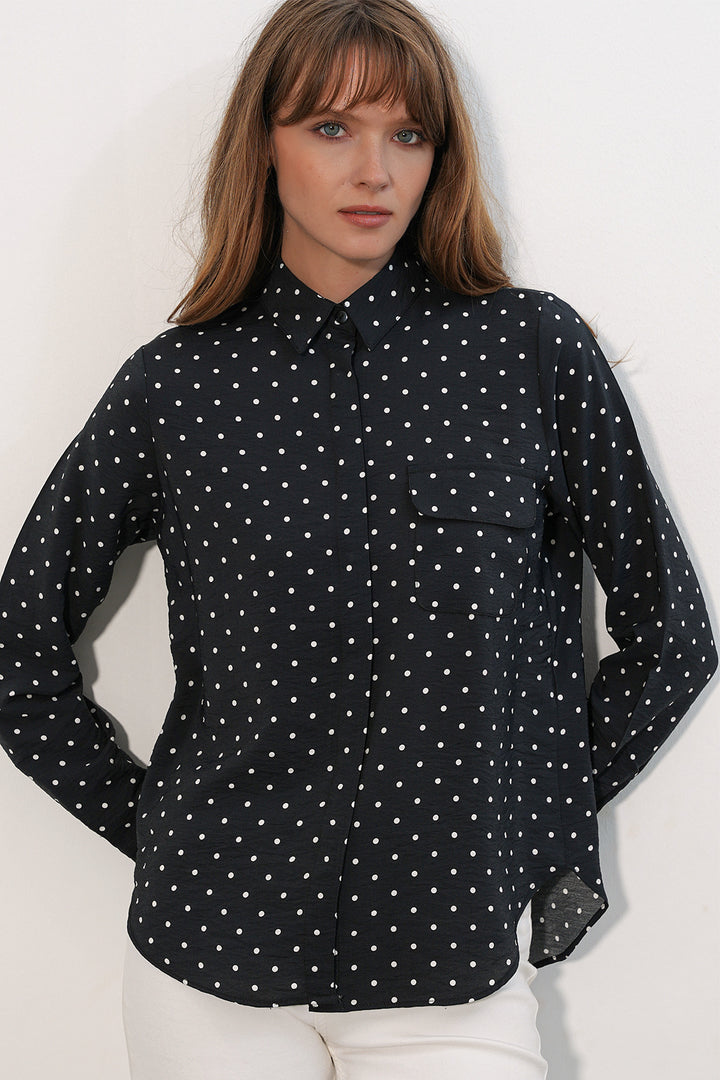 BGD Women Kadın Tek Cepli Puantiyeli Oversize Gömlek 20399 - Siyah - Adelanto