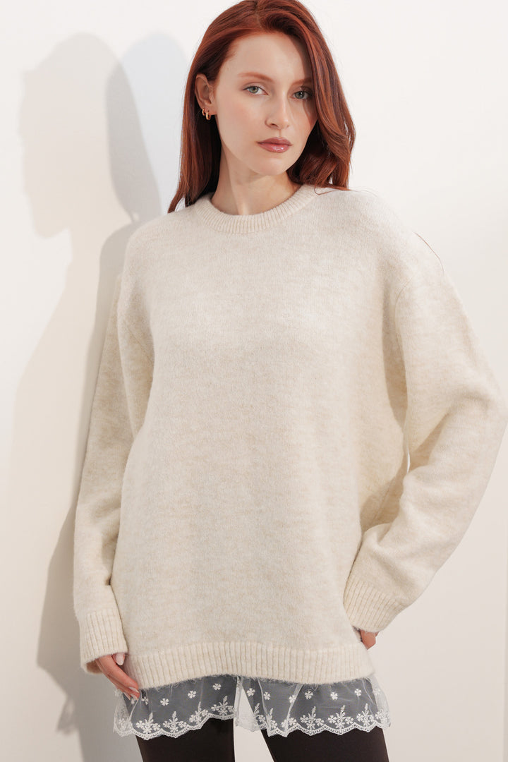 BGD Women Kadın Tül Detaylı Oversize Triko Kazak 15968 - Krem - Uden