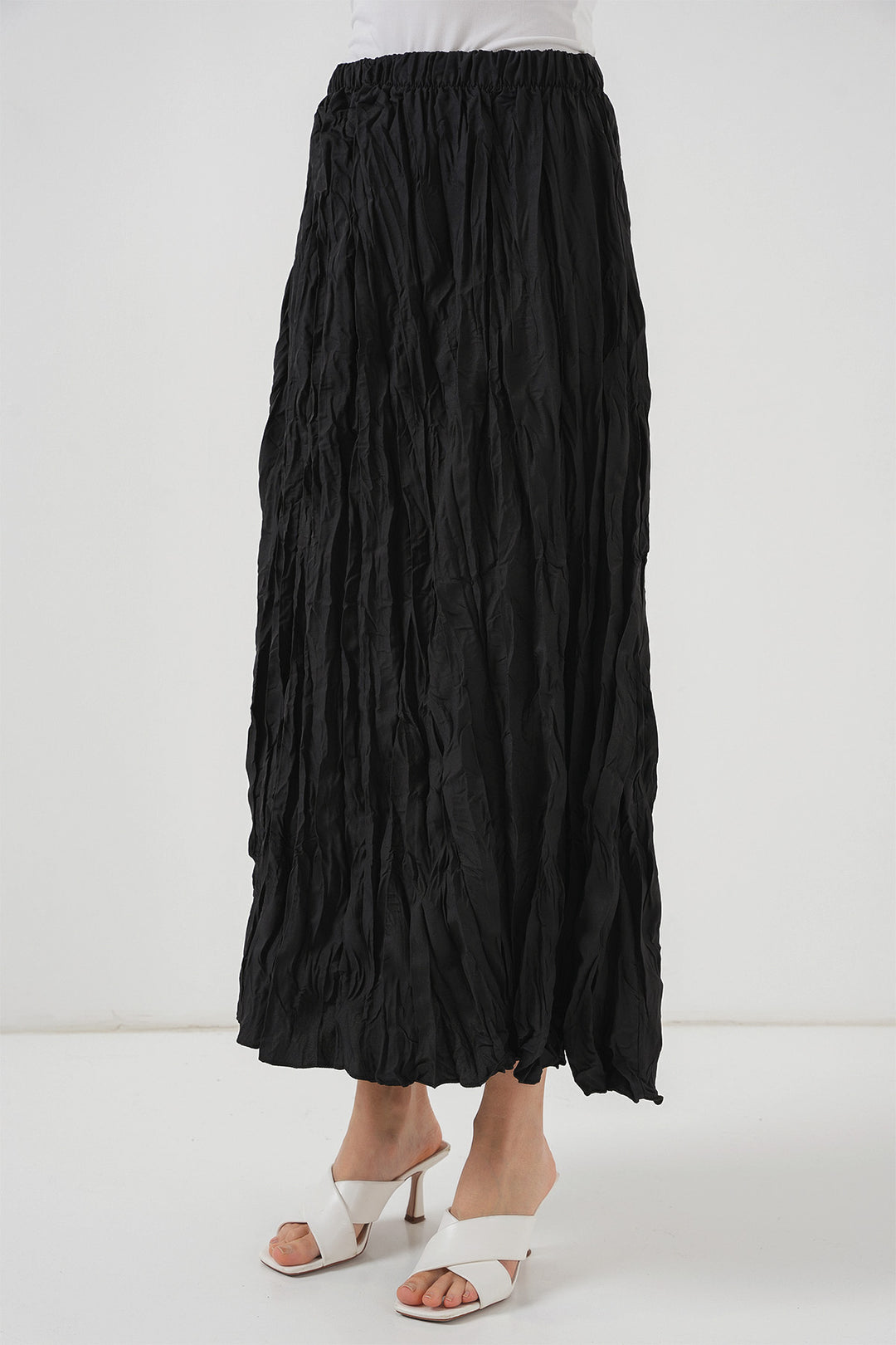 BGD Women Woman Long Wrinkled Skirt 8042 - Black - Năvodari