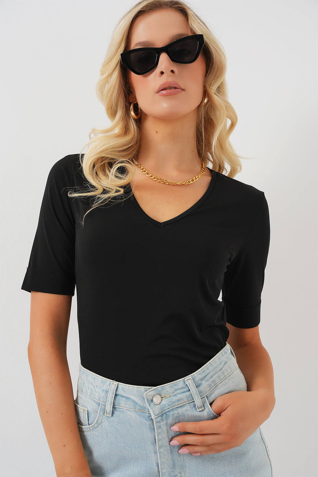 BGD Women Women's V-Neck Short Sleeve Basic Blouse 955 - Black - Marano di Napoli