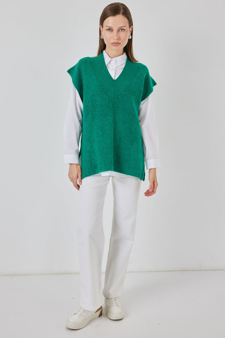 BGD Women Women's V-Neck Sweater 15925 - Emerald Green - Gainesville