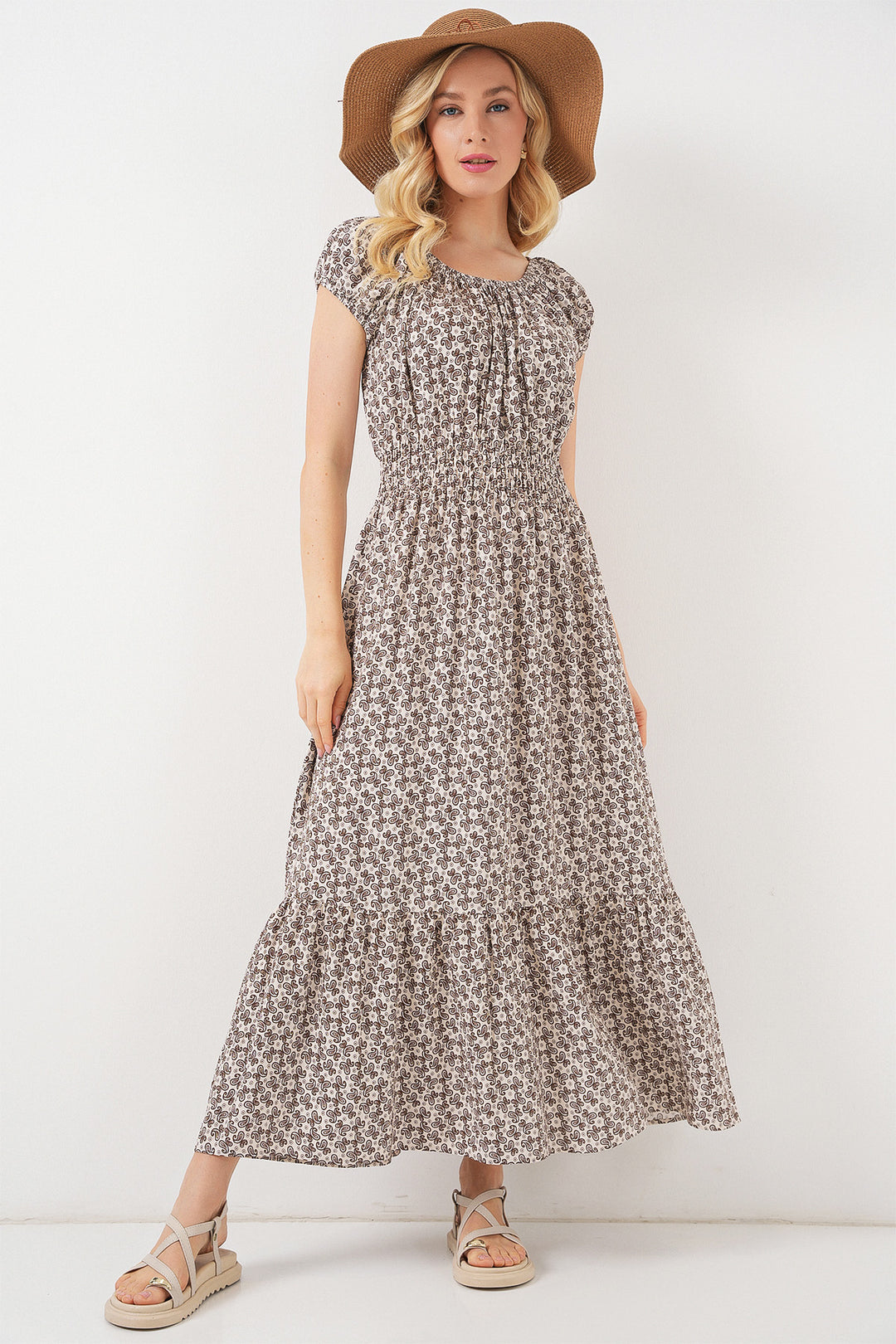 BGD Women Women's Dress with Ruched Detail 2544 - Brown - Raalte
