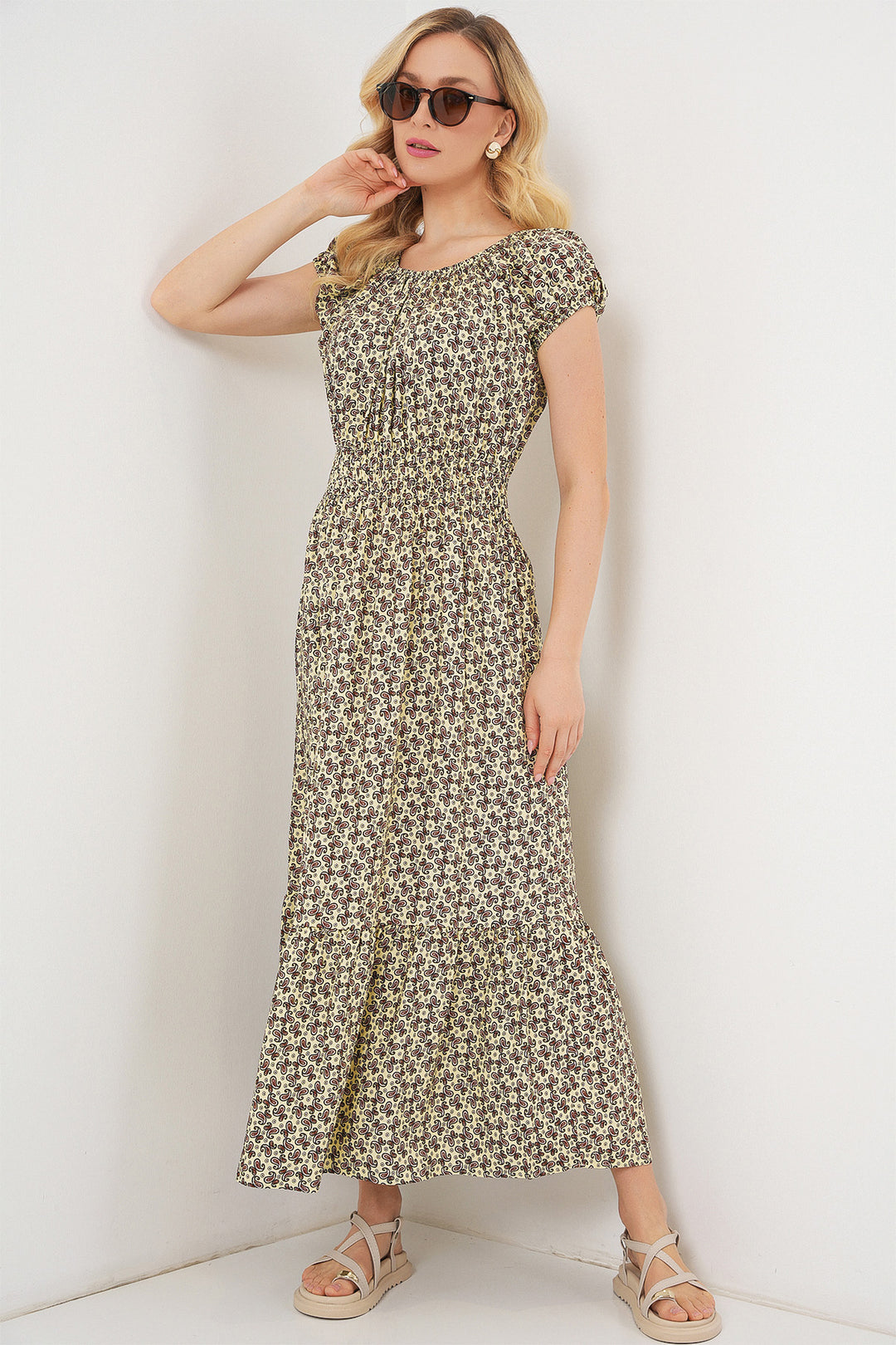 BGD Women Women's Dress with Ruched Detail 2544 - Olive Green - IJmuiden