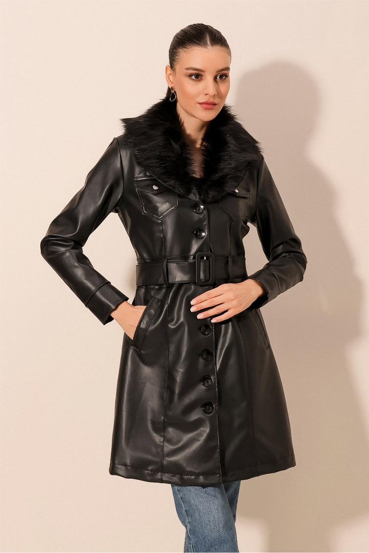 BGD Women Women's Collar Fur Leather Coat 1048 - Black - Véroia