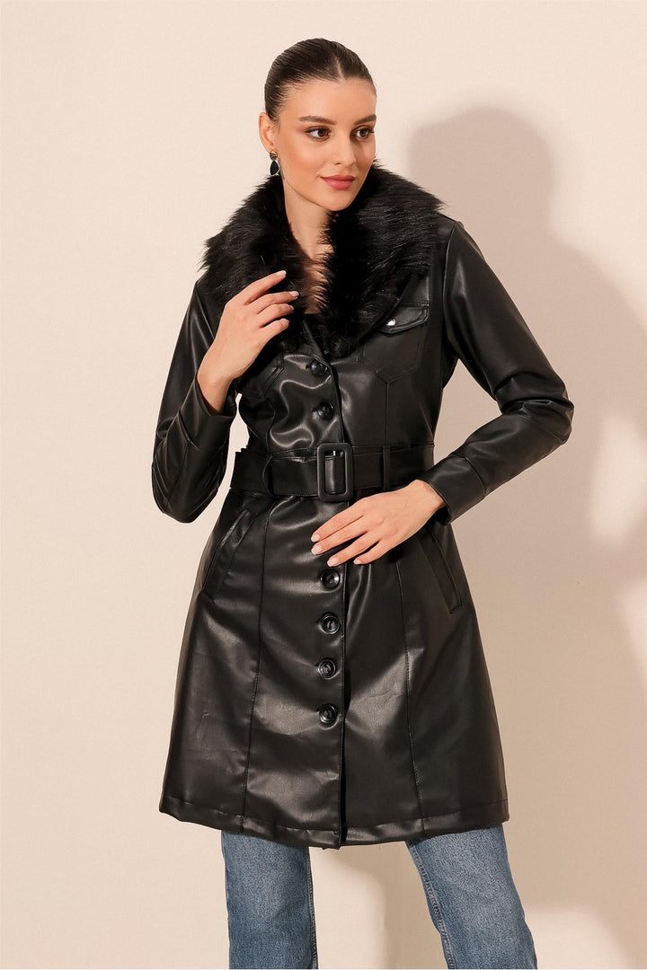 BGD Women Women's Collar Fur Leather Coat 1048 - Black - Véroia
