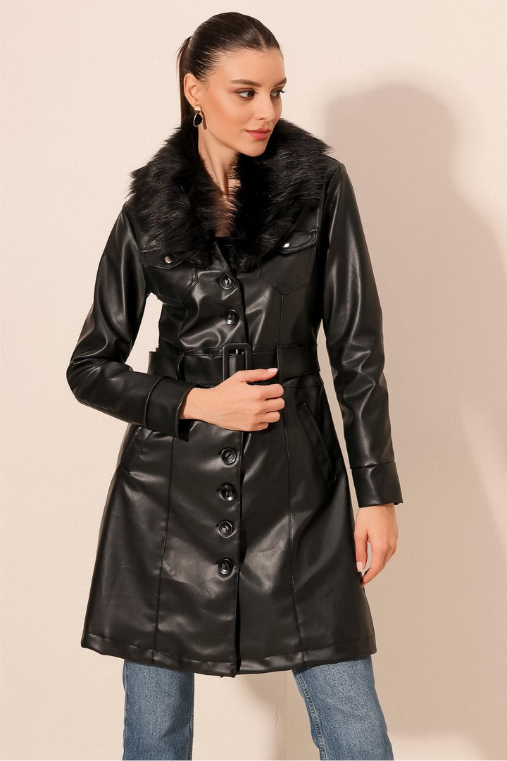 BGD Women Women's Collar Fur Leather Coat 1048 - Black - Véroia