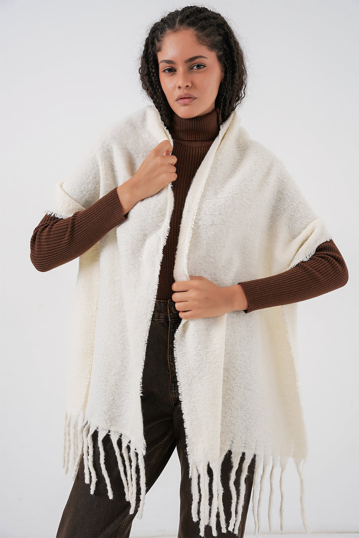 BGD Women Kadın Yumuşak Dokulu Kalın Şal Atkı 15951 - Ekru - Bila Tserkva