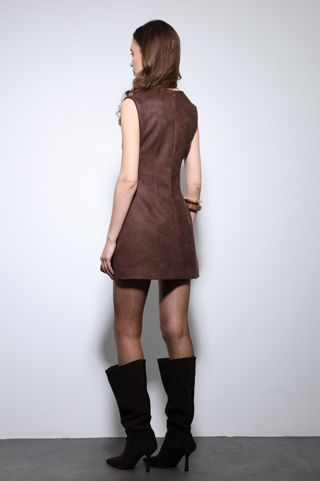 ANT Antioch Kahve Dekolteli Kısa Elbise - Melchor Ocampo